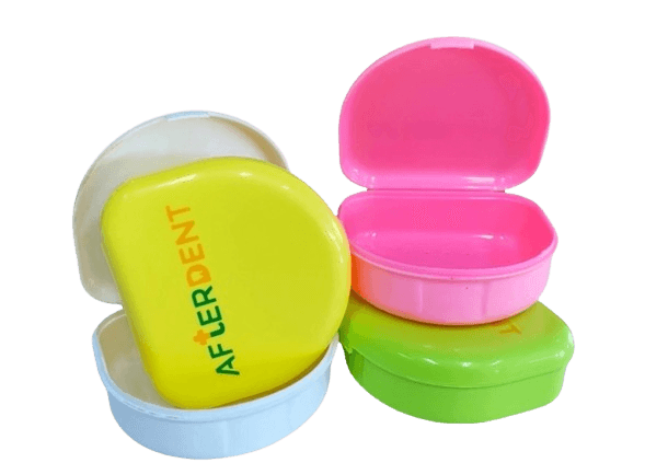 กล่องใส่รีเทนเนอร์ AFTERDENT